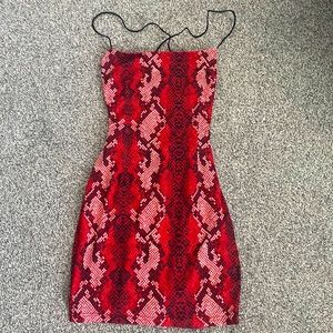Red snakeskin mini dress - Superdown